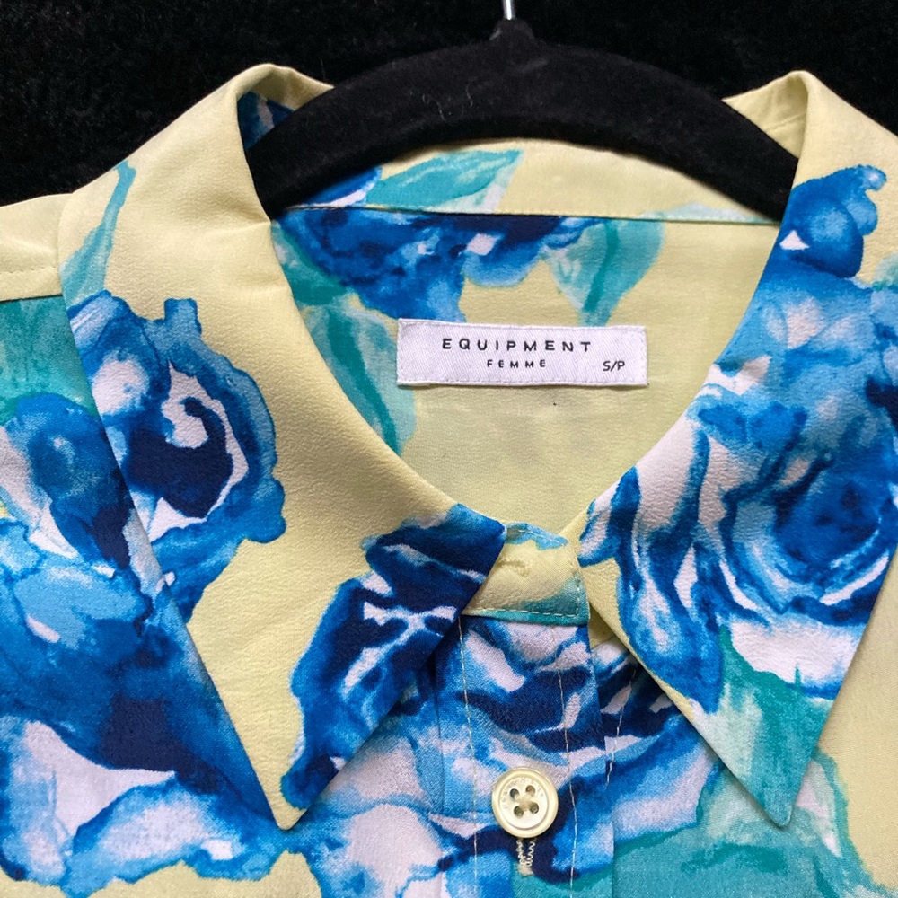 Equipment Yellow &  Blue Floral Button Down Shirt (Sm/Med)